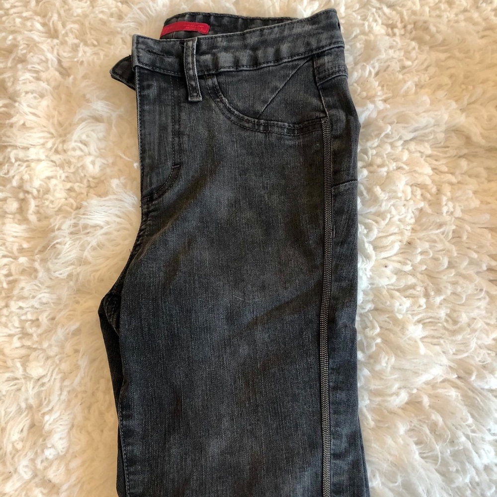 * SOLD* Jennifer Lopez skinny jeans